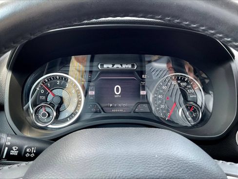Used 2023 RAM 1500 Big Horn AWD/4WD image 16