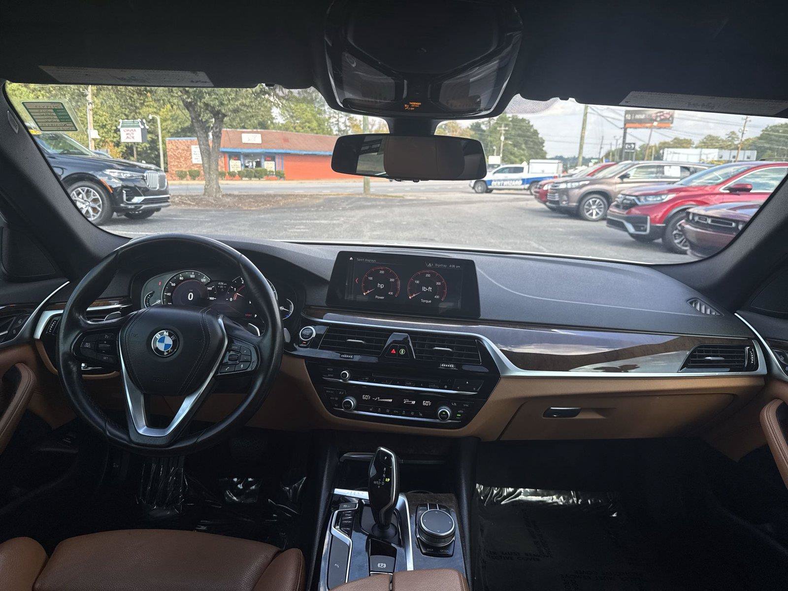 Used 2019 BMW 540i w/ Convenience Package RWD image 2