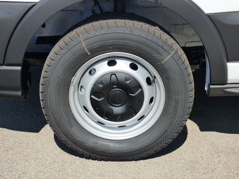 New 2025 Ford Transit 250 Low Roof image 27