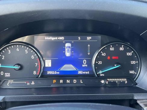 Certified 2022 Ford Explorer Limited w/ Equipment Group 301A image 25