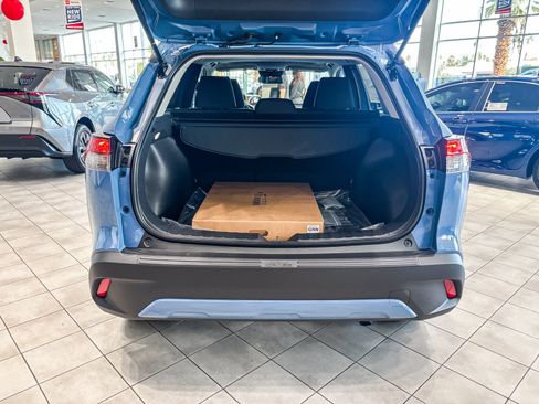 New 2026 Toyota Corolla Cross LE w/ Moonroof Package FWD image 13