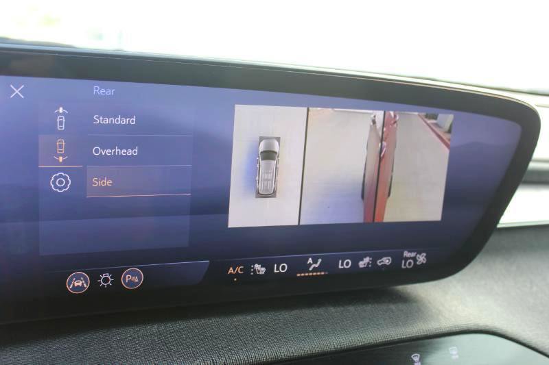 Used 2025 Buick Enclave Sport Touring w/ Super Cruise Package AWD/4WD image 50