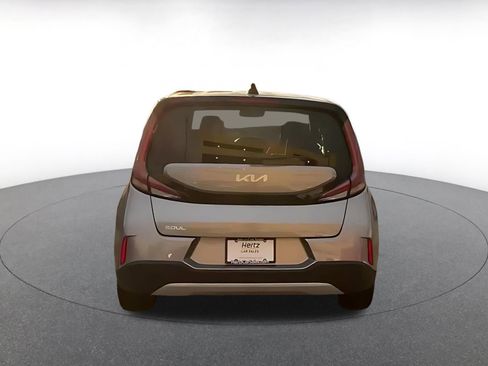 Used 2025 Kia Soul LX w/ LX Technology Package image 12