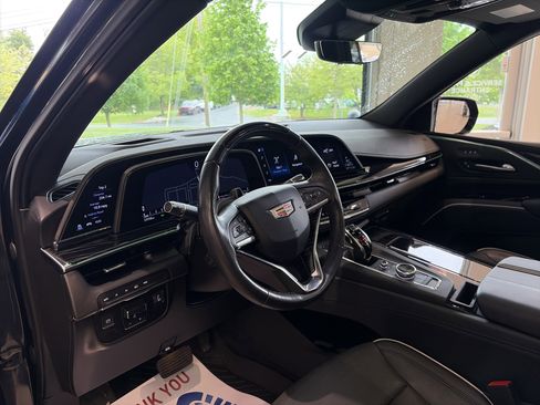 Used 2023 Cadillac Escalade ESV Sport AWD/4WD image 26