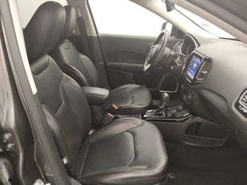 Used 2019 Jeep Compass Limited AWD/4WD image 21