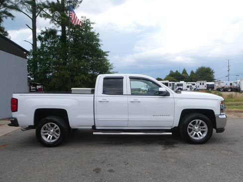 Used 2017 Chevrolet Silverado 1500 LT w/ All Star Edition RWD image 4
