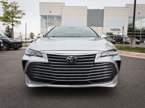 Used 2020 Toyota Avalon XLE w/ Moonroof Package FWD image 6