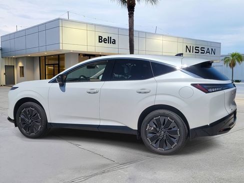 New 2026 Nissan Murano Platinum w/ Cargo Package AWD/4WD image 2