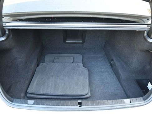 Used 2018 BMW 740i RWD image 17