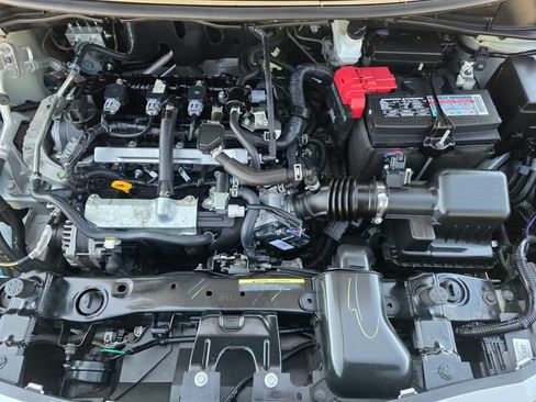 Used 2025 Nissan Versa SV FWD image 28