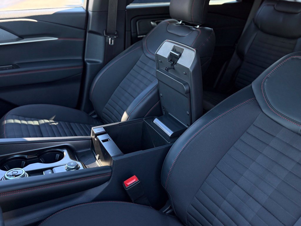 New 2027 Ford Explorer ST-Line w/ Premium Package AWD/4WD image 30