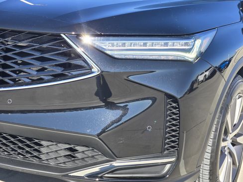 Certified 2025 Acura MDX w/ Technology Package image 7