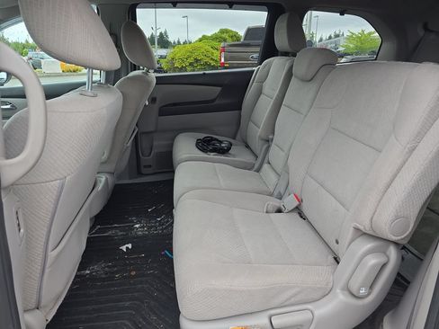 Used 2016 Honda Odyssey SE image 26