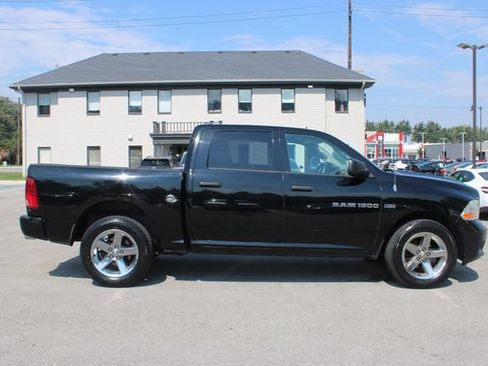 Used 2012 RAM 1500 Express w/ ST Popular Equipment Group AWD/4WD image 6