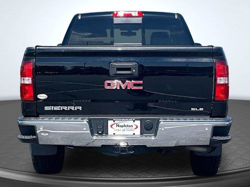 Used 2017 GMC Sierra 1500 SLE w/ SLE Value Package AWD/4WD image 4