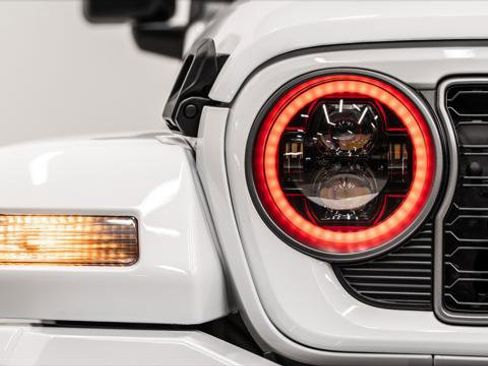 Used 2026 Jeep Gladiator Sport image 17