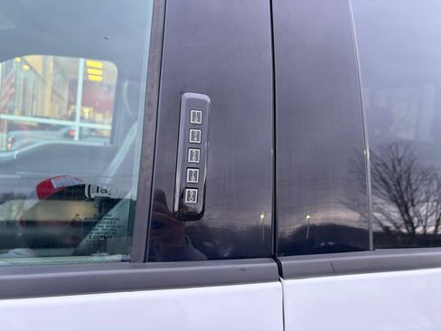 Used 2019 Ford F450 XLT w/ XLT Premium Package image 22