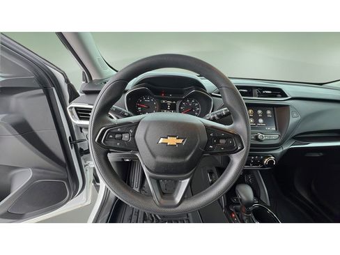 Used 2023 Chevrolet TrailBlazer LT image 21
