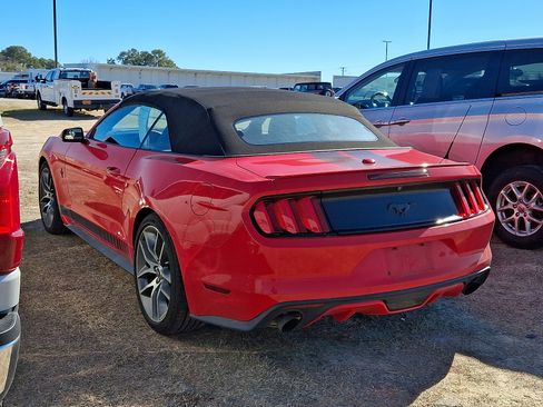 Used 2017 Ford Mustang Premium image 4