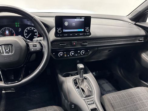 Certified 2025 Honda HR-V Sport image 20