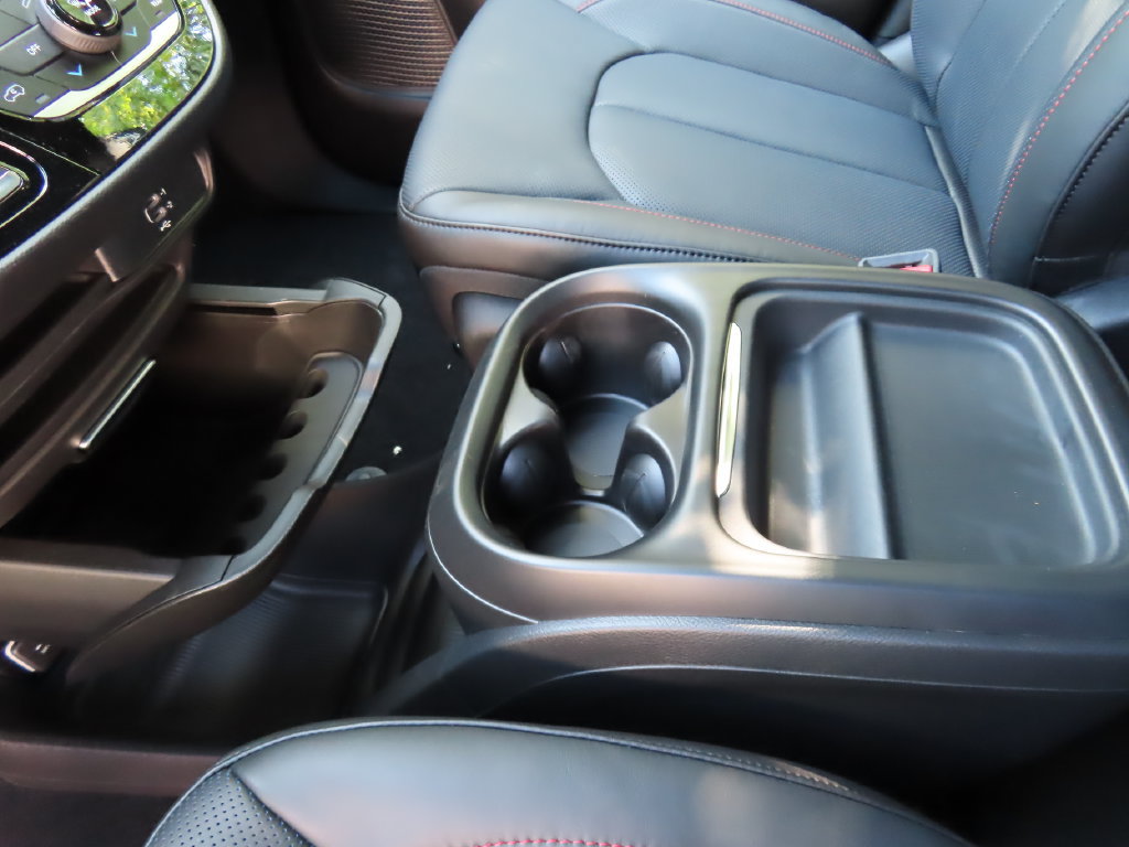 New 2027 Chrysler Pacifica Select AWD/4WD image 6