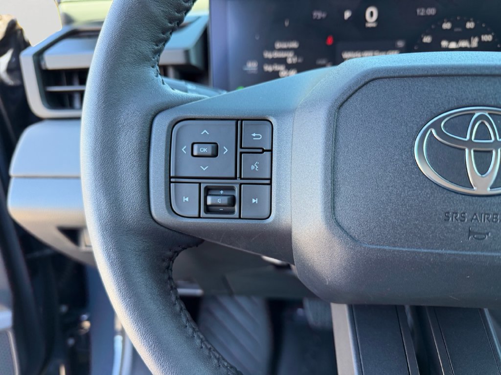 Used 2026 Toyota RAV4 XSE w/ Weather Package AWD/4WD image 21