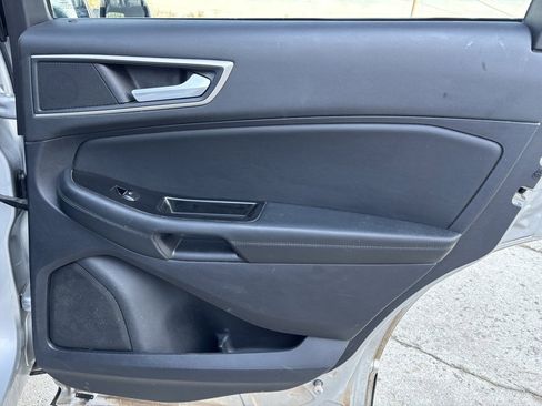 Used 2019 Ford Edge SEL w/ Equipment Group 201A image 26