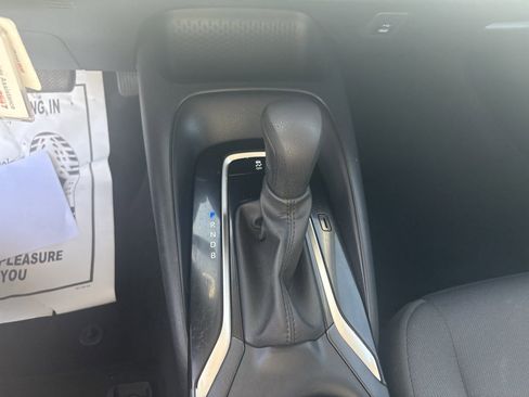 Used 2024 Toyota Corolla LE image 21