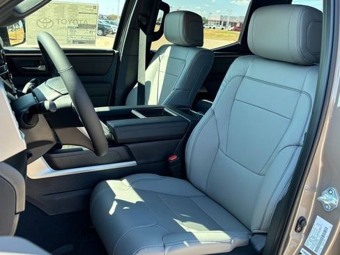 New 2026 Toyota Tundra SR5 image 12