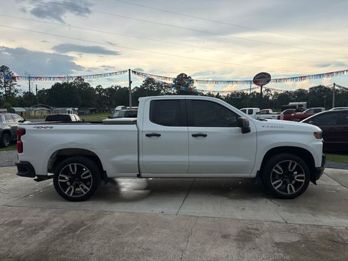 Used 2021 Chevrolet Silverado 1500 W/T w/ WT Fleet Convenience Package AWD/4WD image 4