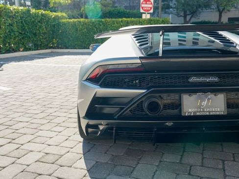 Used 2020 Lamborghini Huracan EVO AWD/4WD image 22