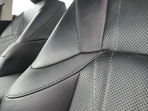 Used 2024 Lexus ES 300h w/ Accessory Package (Z2) image 12