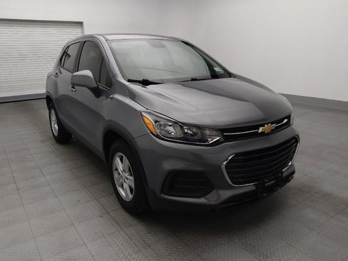 Used 2020 Chevrolet Trax LS FWD image 13