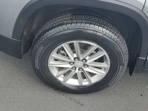Certified 2023 Chevrolet Traverse LT FWD image 5
