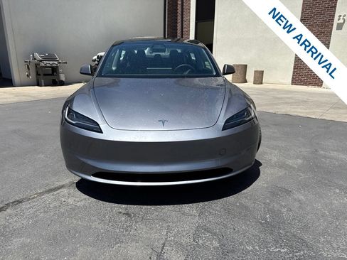 Used 2025 Tesla Model 3 Long Range RWD image 2