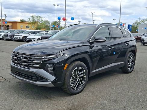 New 2026 Hyundai Tucson Limited AWD/4WD image 2