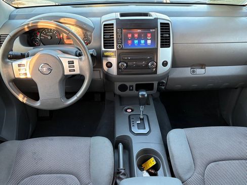 Certified 2021 Nissan Frontier SV w/ SV Utility Package image 11