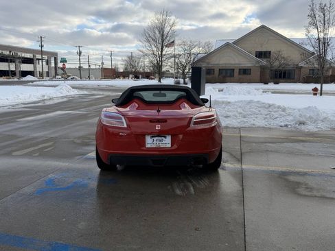 Used 2009 Saturn Sky w/ Premium Trim Package image 13