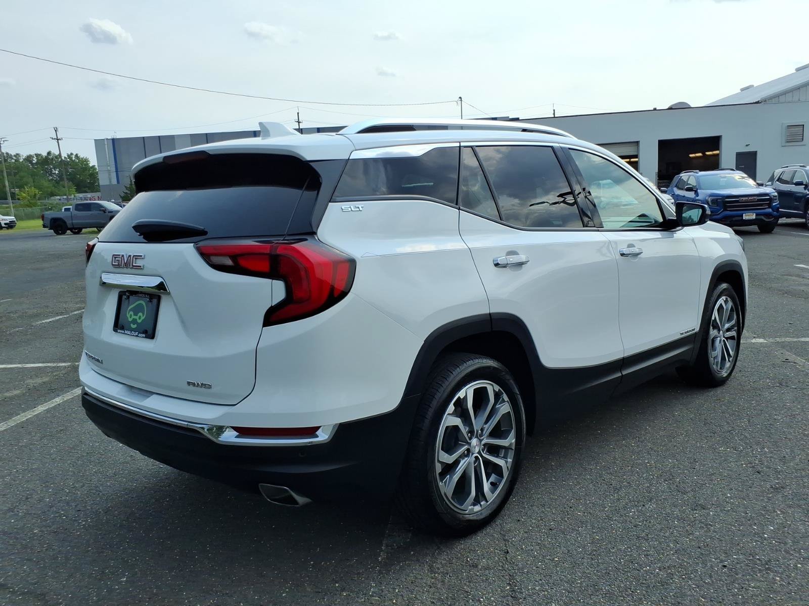 Certified 2019 GMC Terrain SLT w/ Preferred Package AWD/4WD image 6