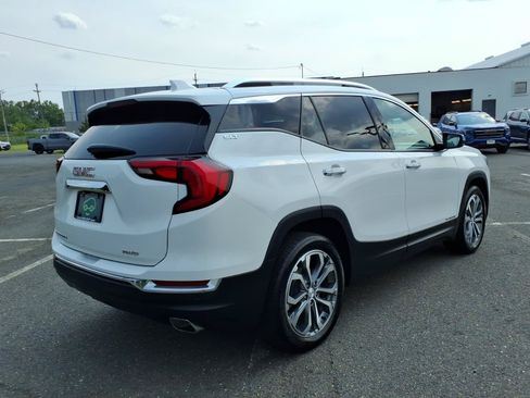 Certified 2019 GMC Terrain SLT w/ Preferred Package AWD/4WD image 6