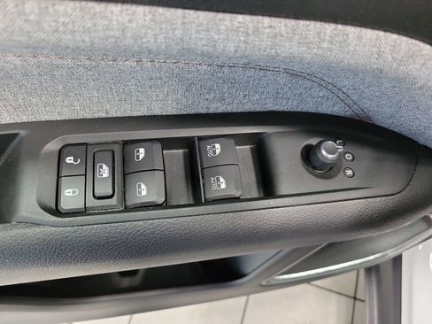 Used 2022 Jeep Compass Latitude AWD/4WD image 31