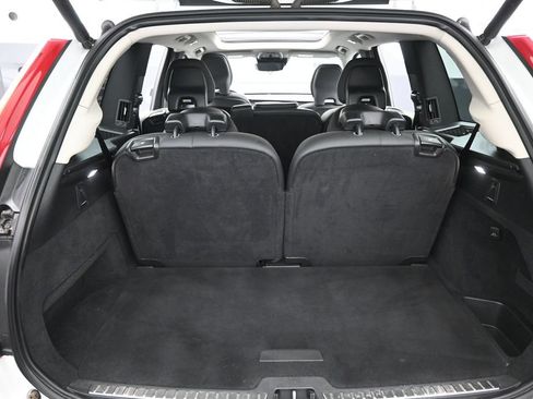 Used 2019 Volvo XC90 T6 Momentum AWD/4WD image 32