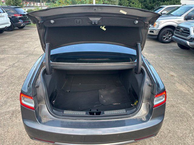 Used 2017 Lincoln Continental Select w/ Climate Package AWD/4WD image 23