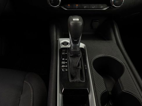 Used 2025 Nissan Altima 2.5 SV FWD image 23