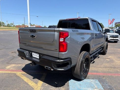 Used 2025 Chevrolet Silverado 1500 LT Trail Boss w/ Convenience Package II AWD/4WD image 7