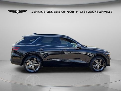 Used 2023 Genesis GV70 3.5T Sport w/ Sport Prestige Package image 8