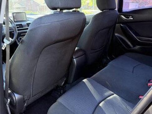 Used 2016 MAZDA MAZDA3 i Sport image 22