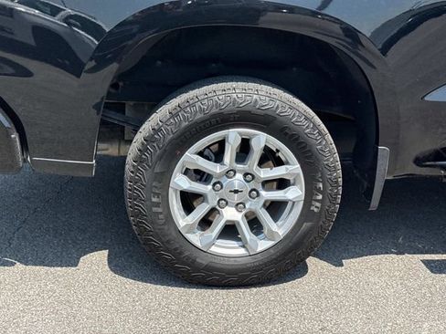 Used 2024 Chevrolet Silverado 1500 RST AWD/4WD image 11