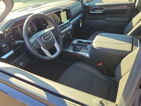 Used 2026 GMC Sierra 1500 Elevation image 10