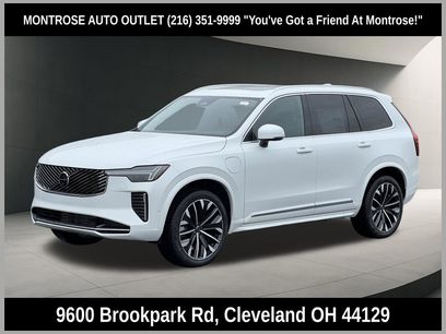 New 2026 Volvo XC90 T8 Ultra w/ Protection Package Premier